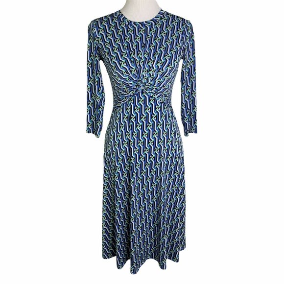 Donna Morgan Printed Twisted Front Stretch Dress - Picture 2 of 12